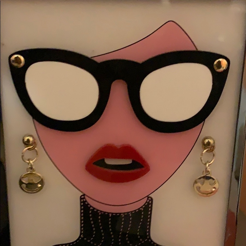 Meet your Posher, Trinice